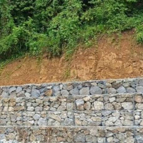 Retaining wall construction Retaining wall construction